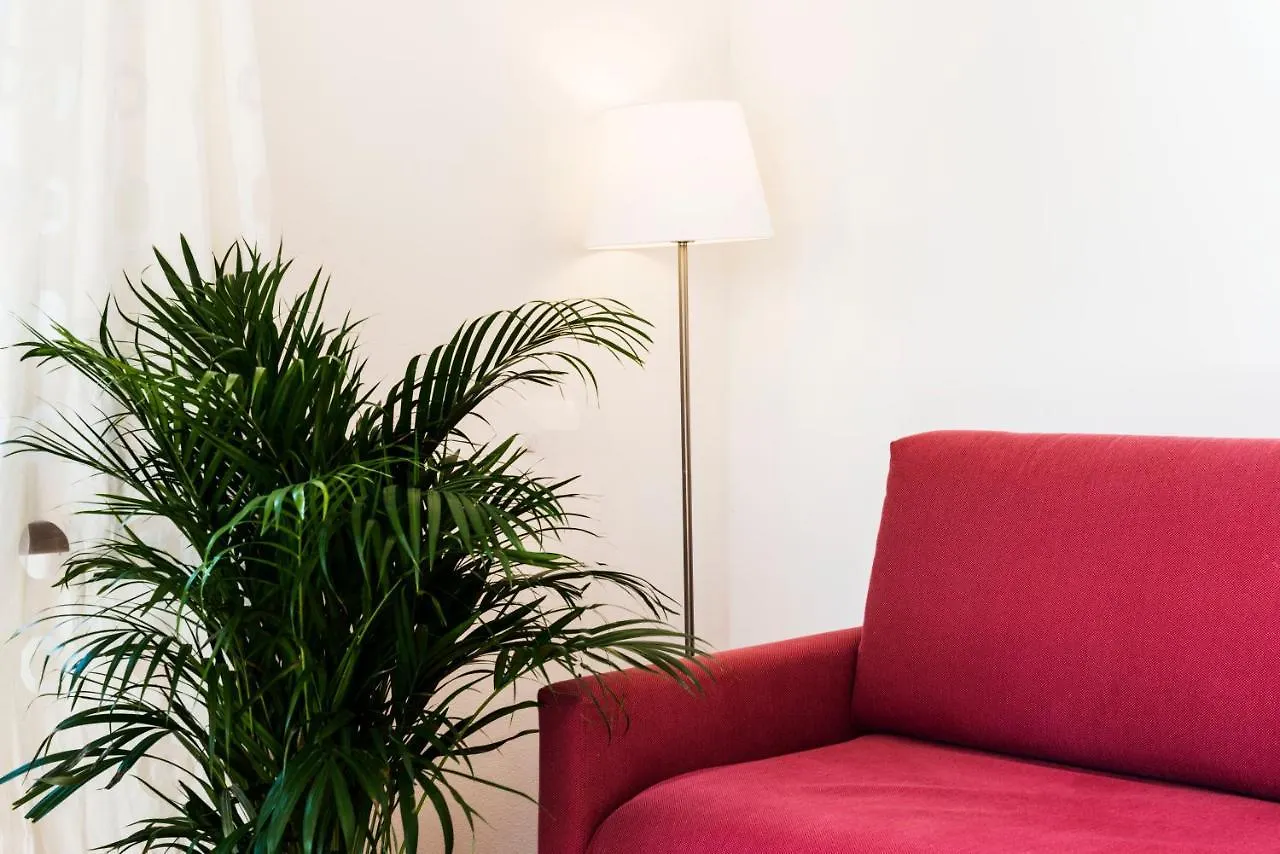 Apartment Appartamenti Meridiana Torri Del Benaco Italien