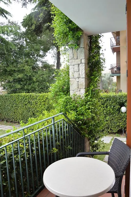 Appartamenti Meridiana Torri Del Benaco 0*,