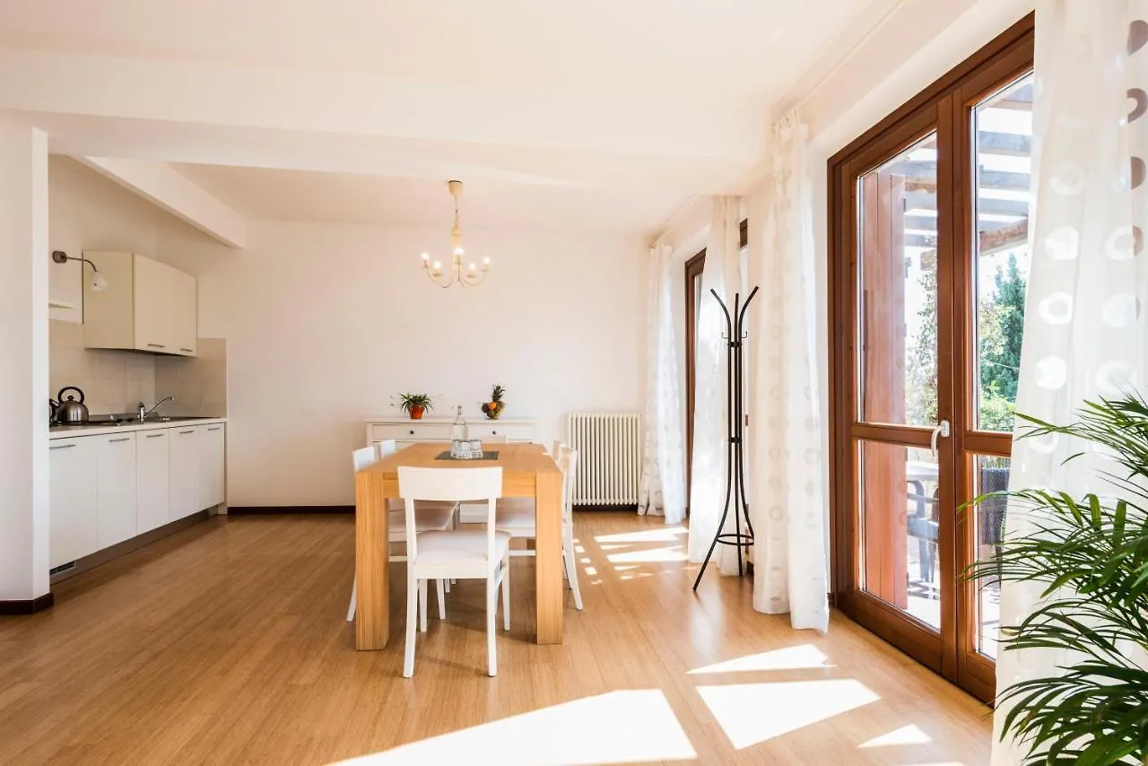 Appartamenti Meridiana Torri Del Benaco Apartamento